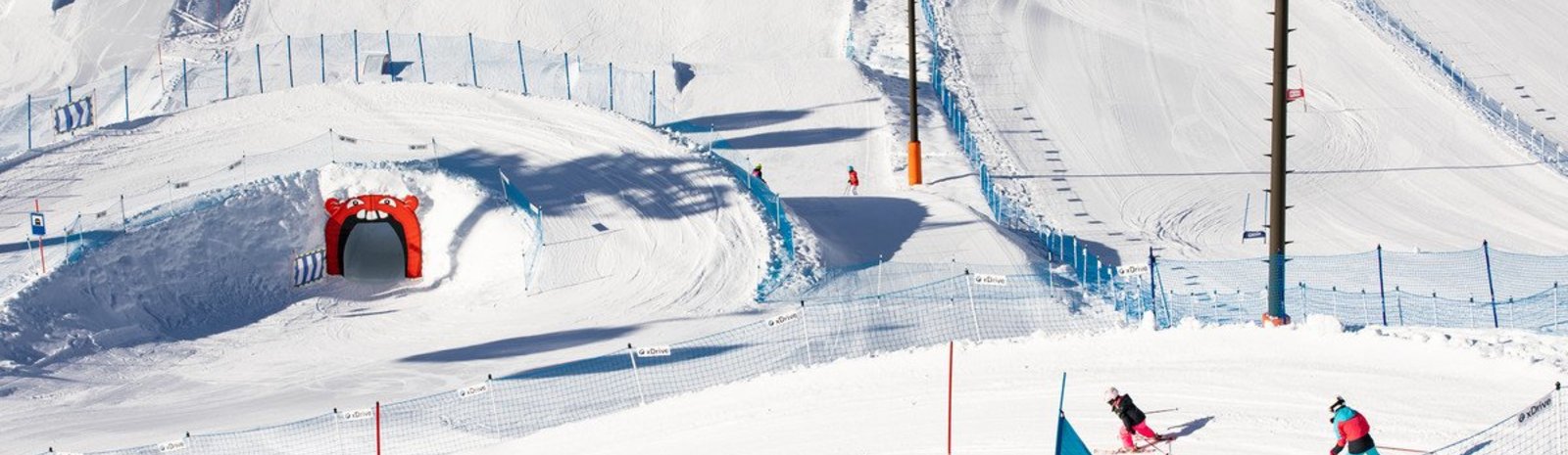 Kinder fahren Ski in Saalbach | © saalbach.com