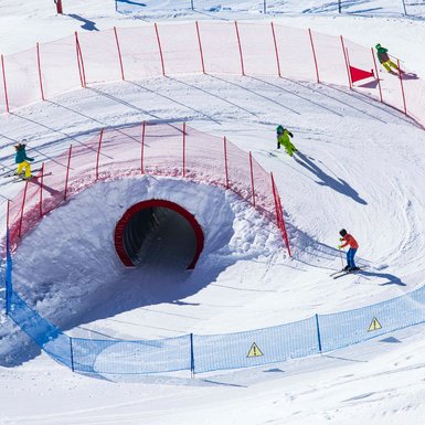 Funslope und Kinder beim runterfahren und Spaß haben | © Bergbahnen Saalbach Hinterglemm