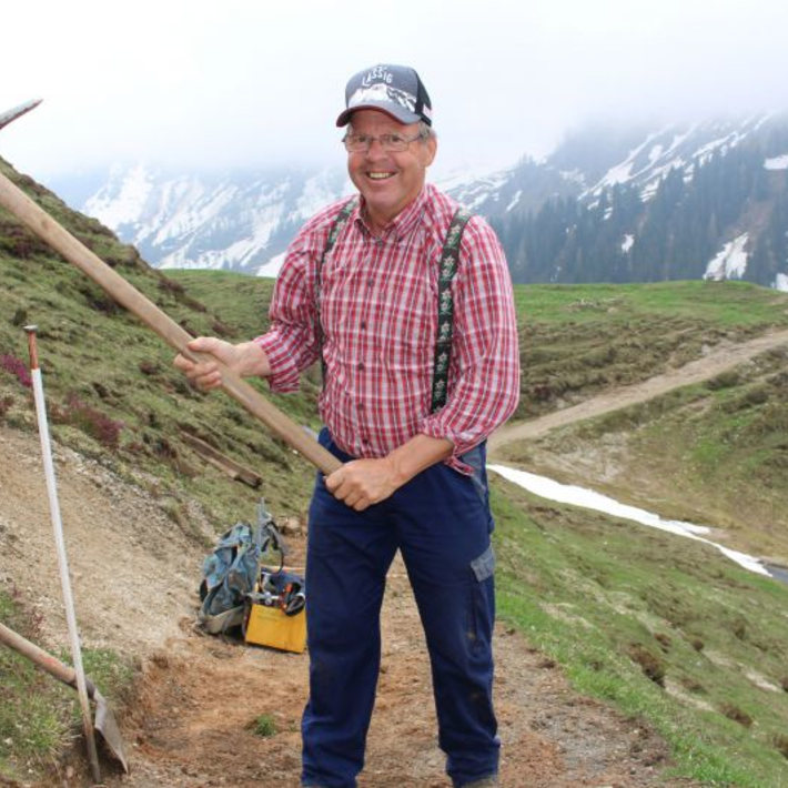 Wegemacher am Werk beim Kogel | © Bergbahnen Fieberbrunn