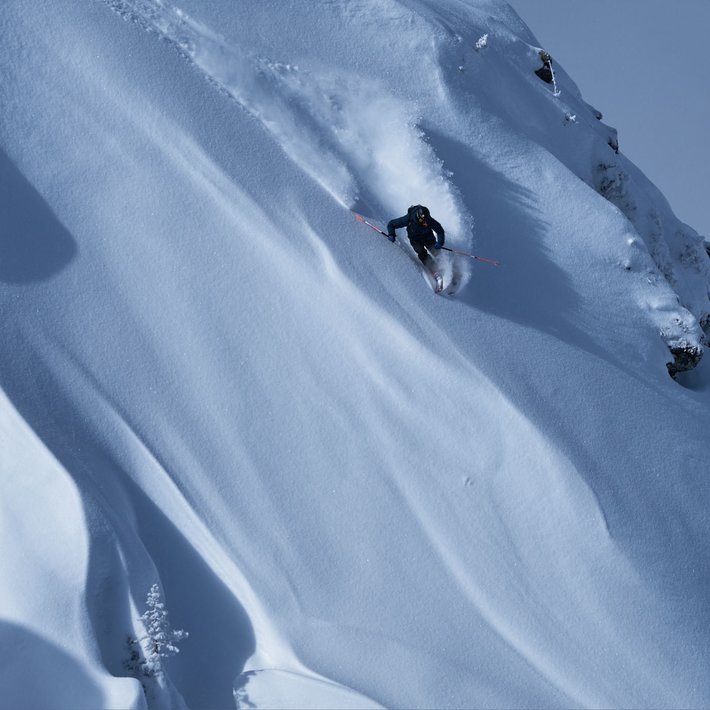 Den Wildseeloder runterfahren mit den Skis | © Bergbahnen Fieberbrunn