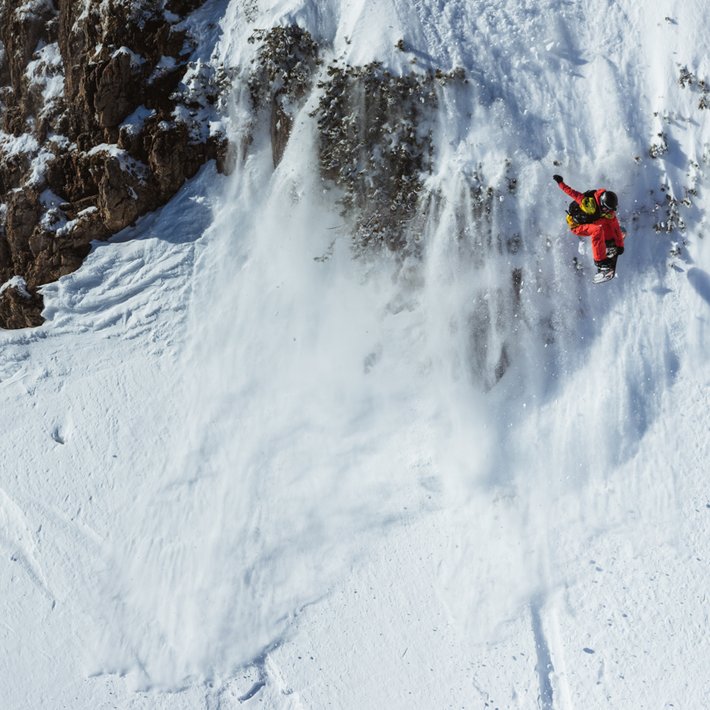 FWT 2019 von Klippe springen | © FWT/JBernard