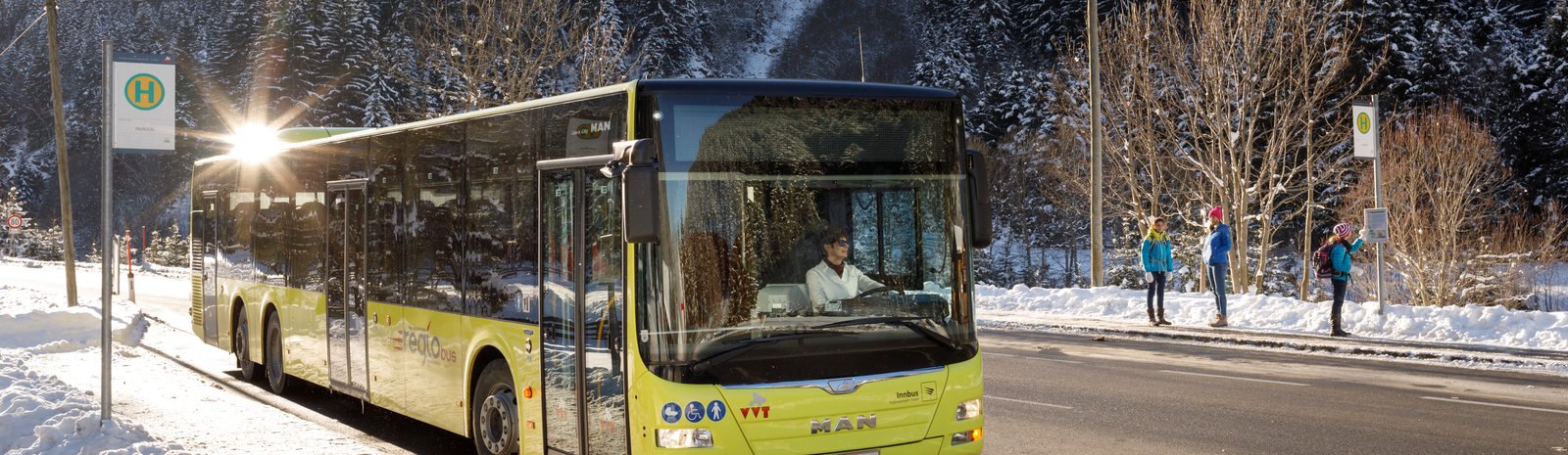 Ski bus | © TirolWerbung Robert Pupeter