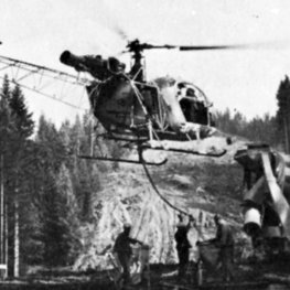 Bau Doischberg Heli (1976) | © Bergbahnen Fieberbrunn Bau Doischberg Heli (1976) | © Bergbahnen Fieberbrunn