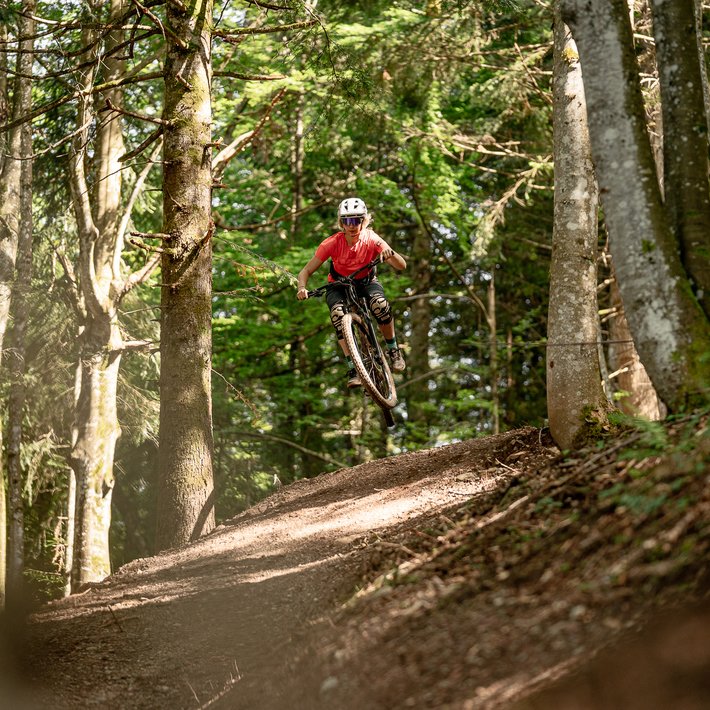 Bike-Action am Schweinestberg Trail in Fieberbrunn | © (c) Yvonne Hörl