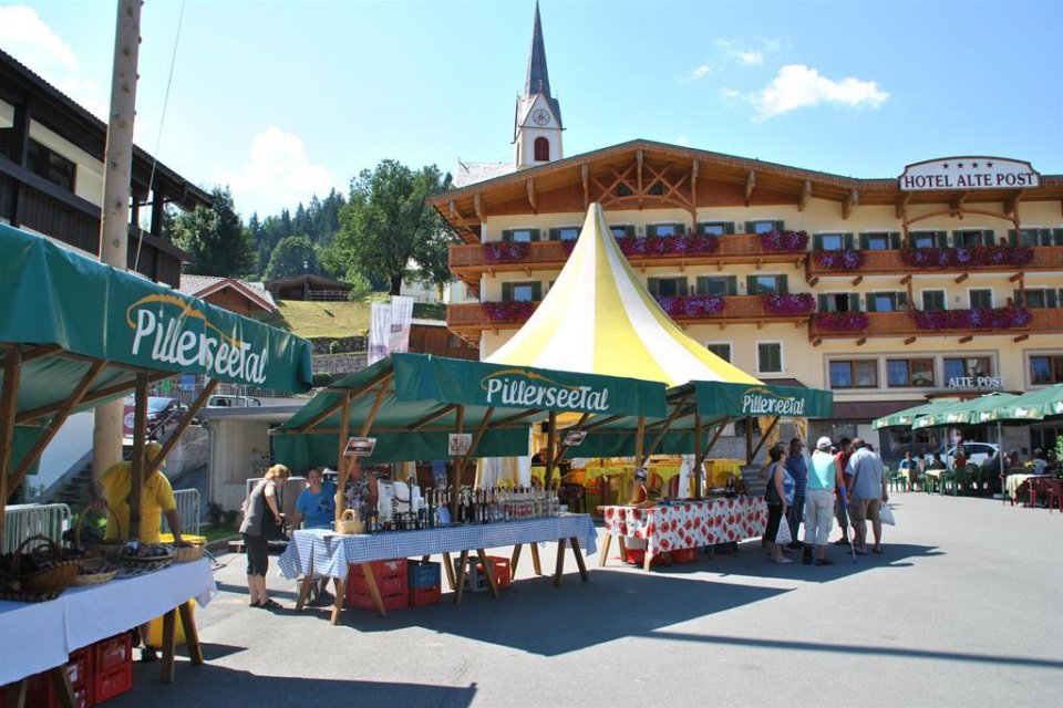 Triff Singles in Fieberbrunn Entdecken Sie die Events von LoveScout24. 5. Anmelden. Beliebte Artikel. Verabreden Sie sich fr ein echtes Date per Videoanruf. Singles aus Fieberbrunn kennenlernen LoveScout24