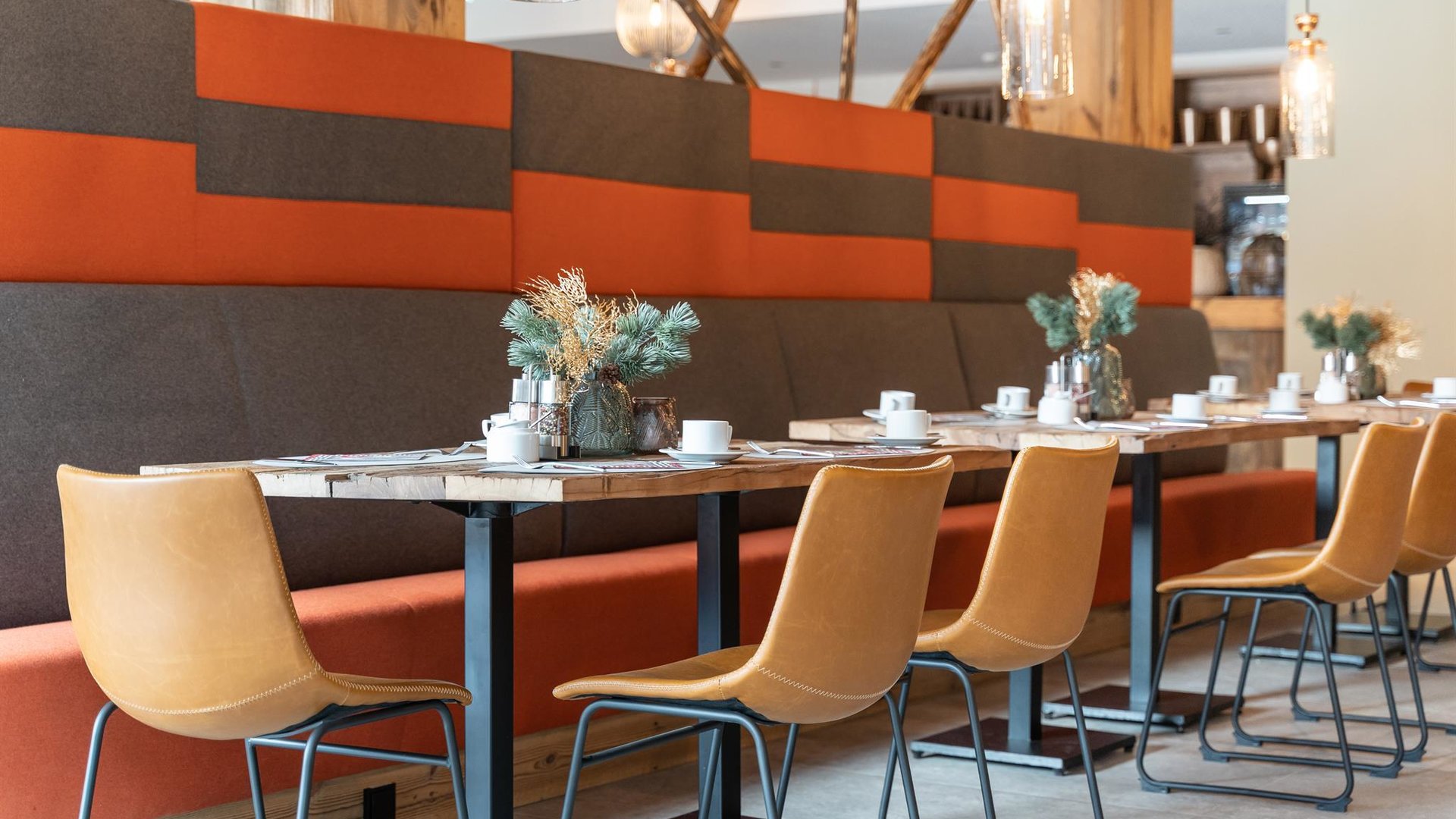 Vaya Bar & Grill 2 Vaya Bar & Grill 2