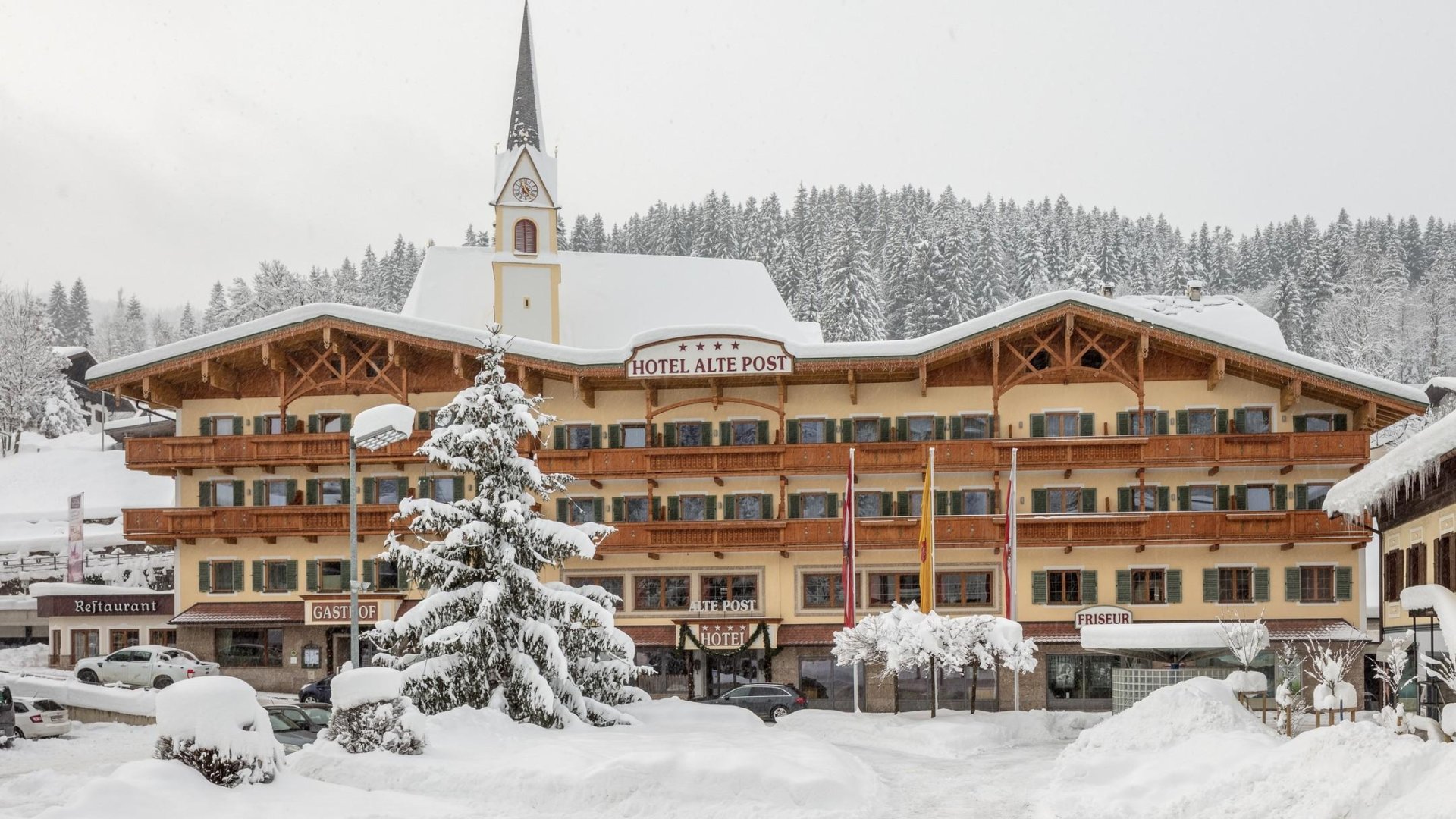 Hotel Alte Post Wintereraussenansicht