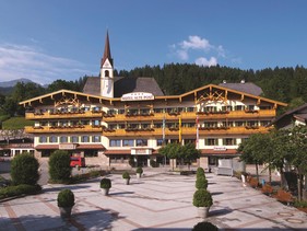 Hotel Alte Post Sommeransicht