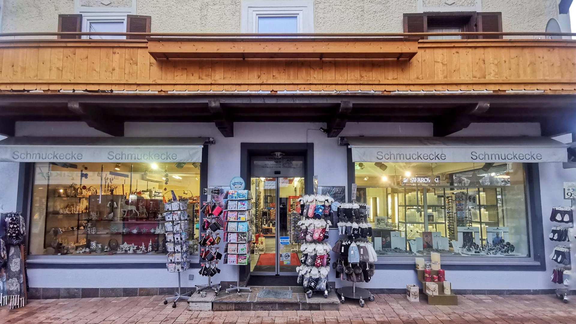 Schmuckecke - Eingang Schmuckecke - Eingang