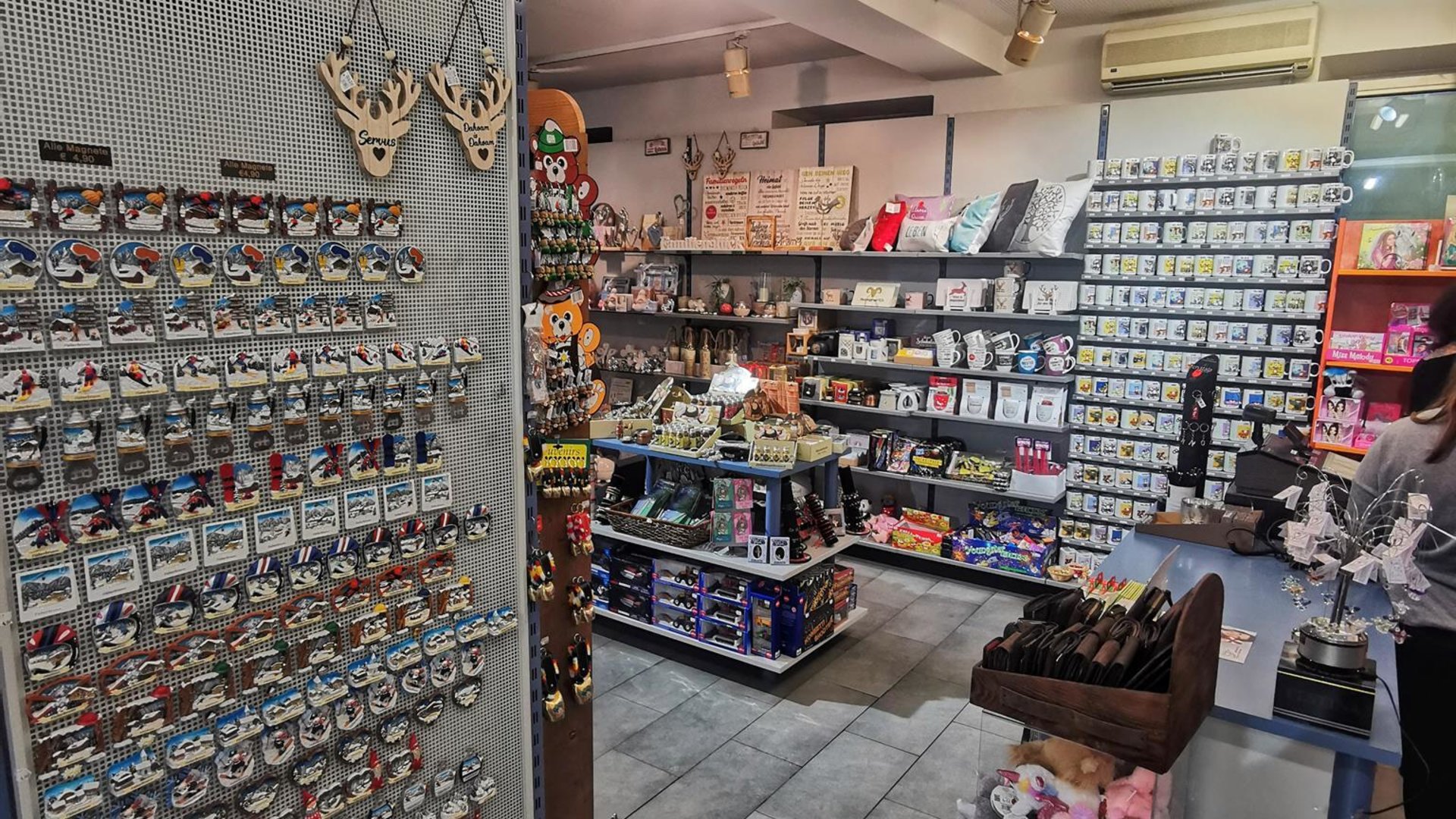 Schmuckecke - Innenansicht Schmuckecke - Innenansicht