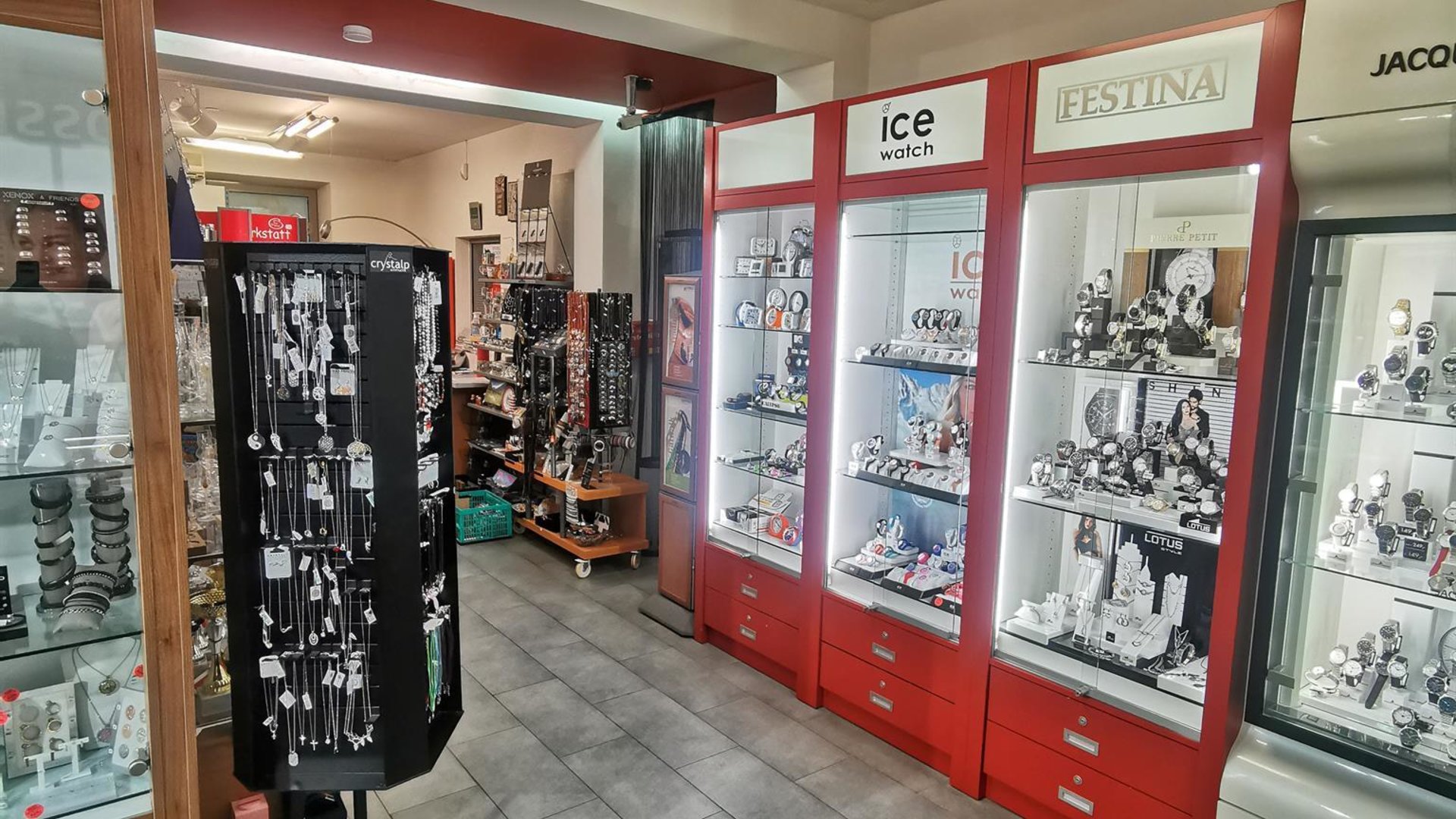 Schmuckecke - Innenansicht 1 Schmuckecke - Innenansicht 1