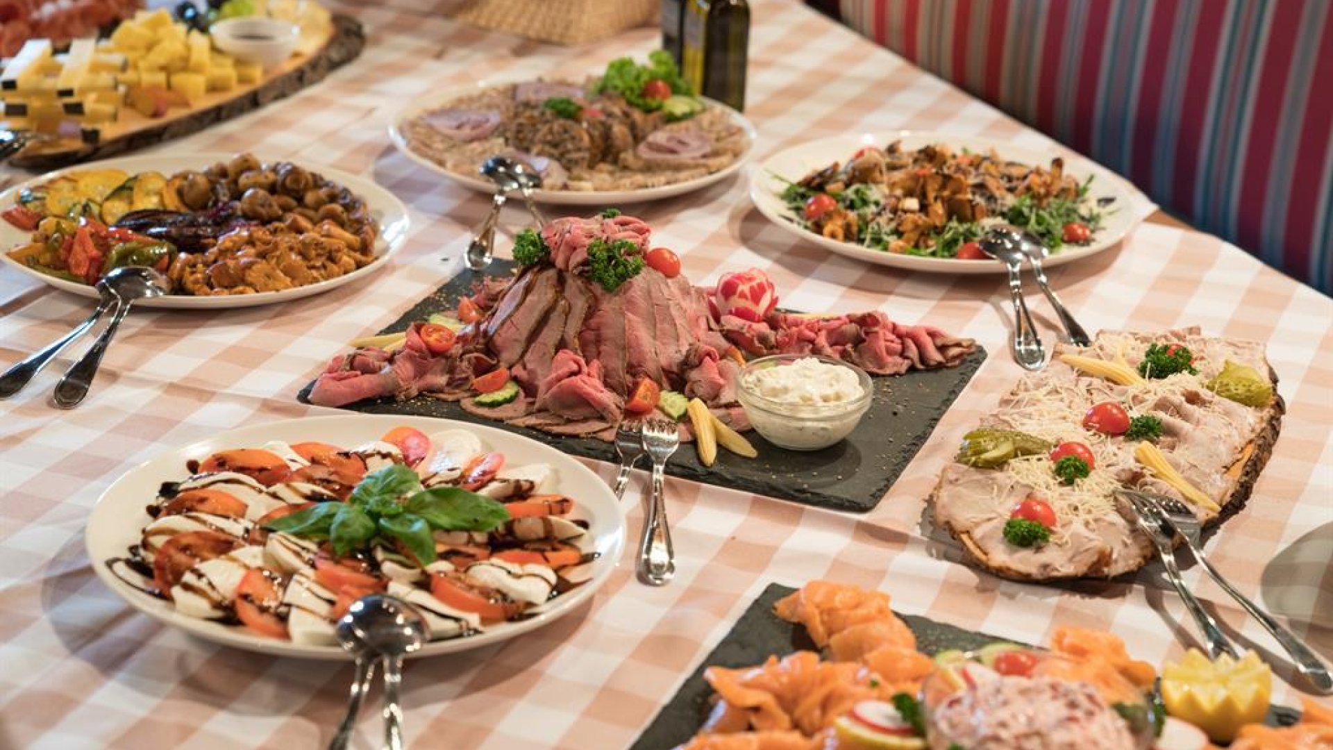 alm.brunch im Sommer