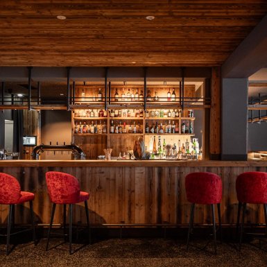 UPSIDEDOWN Bar | © ADEA Lifestyle Suites Fieberbrunn