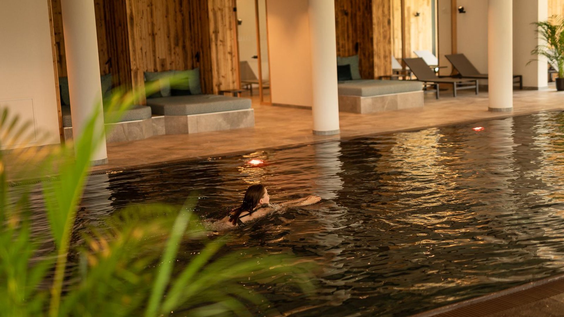 Pool | © © ADEA Lifestyle SuitesPatrick Schwienberger