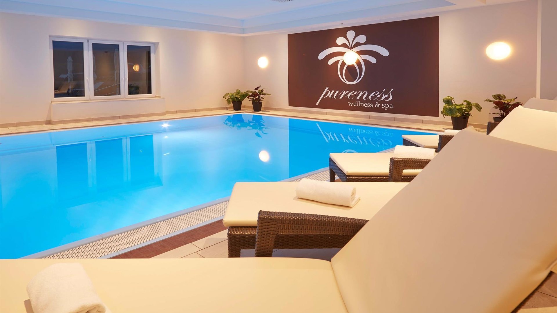 Innenpool | © KUHotel by Rilano