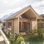 Photo of Holiday home, shower and bath, toilet, facing the mountains