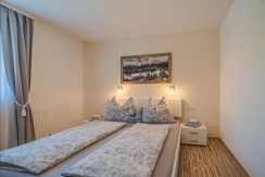 Schlafzimmer (1)
