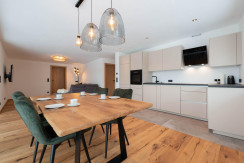 Eat-In Kitchen Eat-In Kitchen