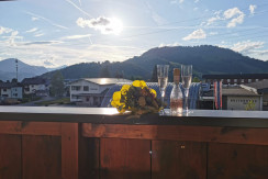 Sonnenuntergang auf dem Balkon geniessen