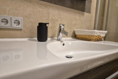 20241214_011052 20241214_011052