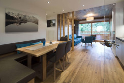 Küche mit Essplatz Küche mit Essplatz