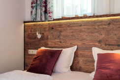 SNOW 2 Bedroom 1.4jpg