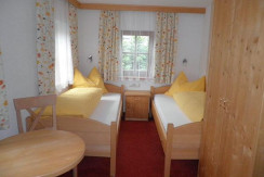 Doppelzimmer mit getrennten Betten Doppelzimmer mit getrennten Betten