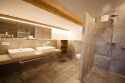 Zimmer_Bodenhof (16 von 41) Zimmer_Bodenhof (16 von 41)