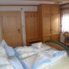 Photo of Double room with extra bed, shower, toilet