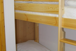 Etagenbett in der Nische Etagenbett in der Nische