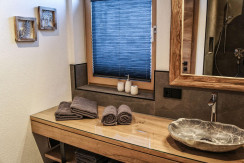 Bad Chalet