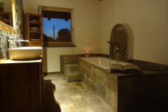 Badezimmer mit Badewanne Badezimmer mit Badewanne