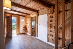 Egger_Stall_Zuhaus_Baerfeld_2_Fieberbrunn_Eingangs