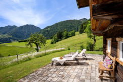 Egger_Stall_Zuhaus_Baerfeld_2_Fieberbrunn_Terrasse