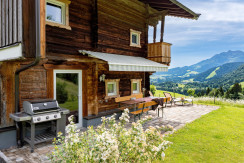 Egger_Stall_Zuhaus_Baerfeld_2_Fieberbrunn_Terrasse