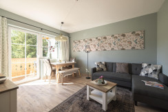 Appartement_Alpenrose_Wohnzimmer_Feriendorf_Wallen