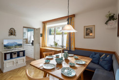 gemütliches Wohn- und Esszimmer