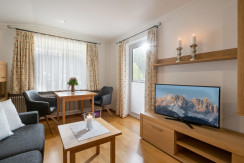 Ferienwohnung_Hasenauer_Achenweg_21_Waidring_Wohnz Ferienwohnung_Hasenauer_Achenweg_21_Waidring_Wohnz
