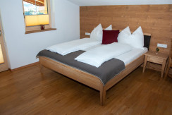 Schlafzimmer (2) Schlafzimmer (2)