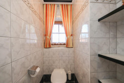 WC WC
