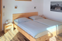 Zirbenbett Top 2_ShiftN_120h Zirbenbett Top 2_ShiftN_120h