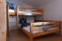 Zimmer mit Stockbett Zimmer mit Stockbett