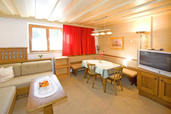 Wohnzimmer 1..... Wohnzimmer 1.....