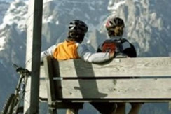 Bank Buchensteinwand, Loferer Steinberge, Tirol Bank Buchensteinwand, Loferer Steinberge, Tirol