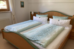 Doppelschlafzimmer Blick 3