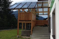 Relax- Glasbalkon am Treppenhaus