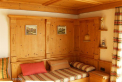 Wohnzimmer mit Schlafgelegenheit Wohnzimmer mit Schlafgelegenheit