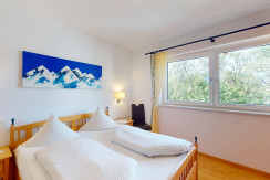 Ferienwohnung-Hinterholzer Schafberg Schlafzimmer  Ferienwohnung-Hinterholzer Schafberg Schlafzimmer