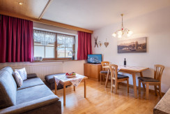 Ferienwohnungen_Pfeiler_Buchenstein_25_St_Ulrich_a