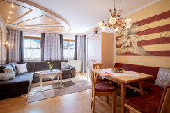 Ferienwohnungen_Pfeiler_Buchenstein_25_St_Ulrich_a